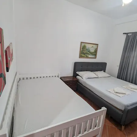 Apartment Friend Family Apartment Himare Himare Fshat