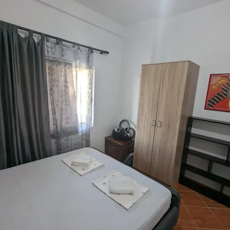 Friend Family Apartment Himare Himare Fshat